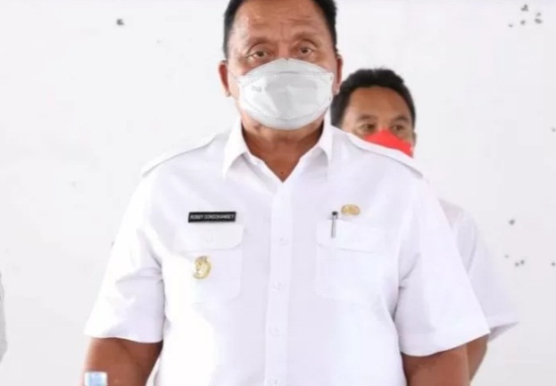 Robby Dondokambey